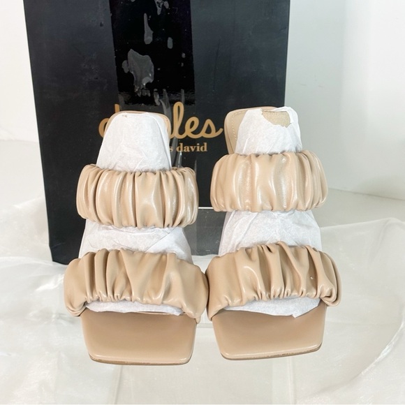 Charles by Charles David Women's Priority Heeled Sandal,6M - Picture 2 of 5